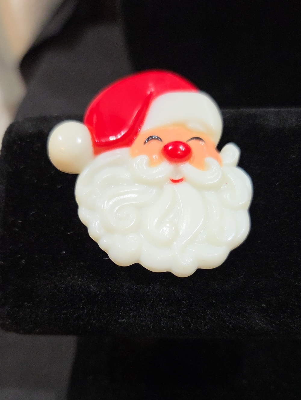 VINTAGE SANTA BROOCH